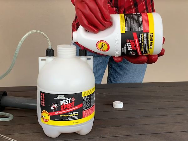 Refilling sprayer with a ready-to-use insecticide